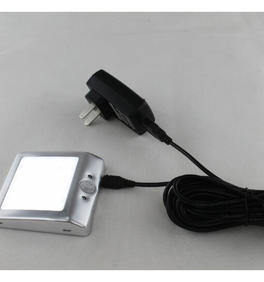 无线LED橱柜小射灯