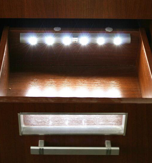 LED橱柜感应灯人体行动控制感应开关